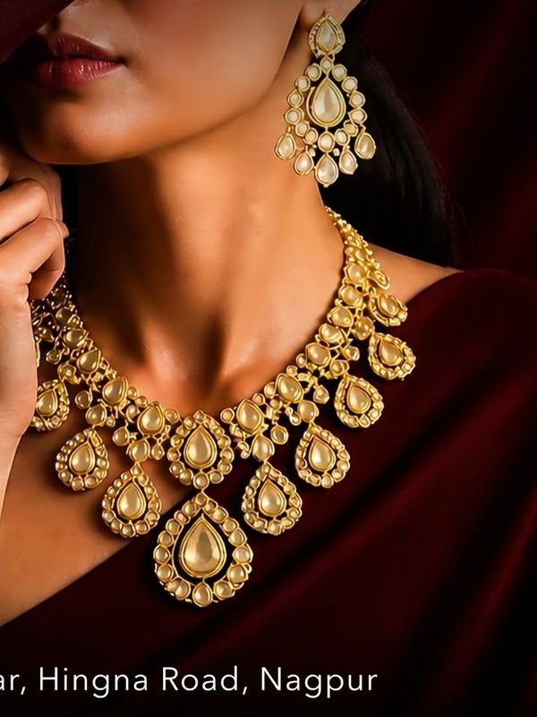Kundan necklace set